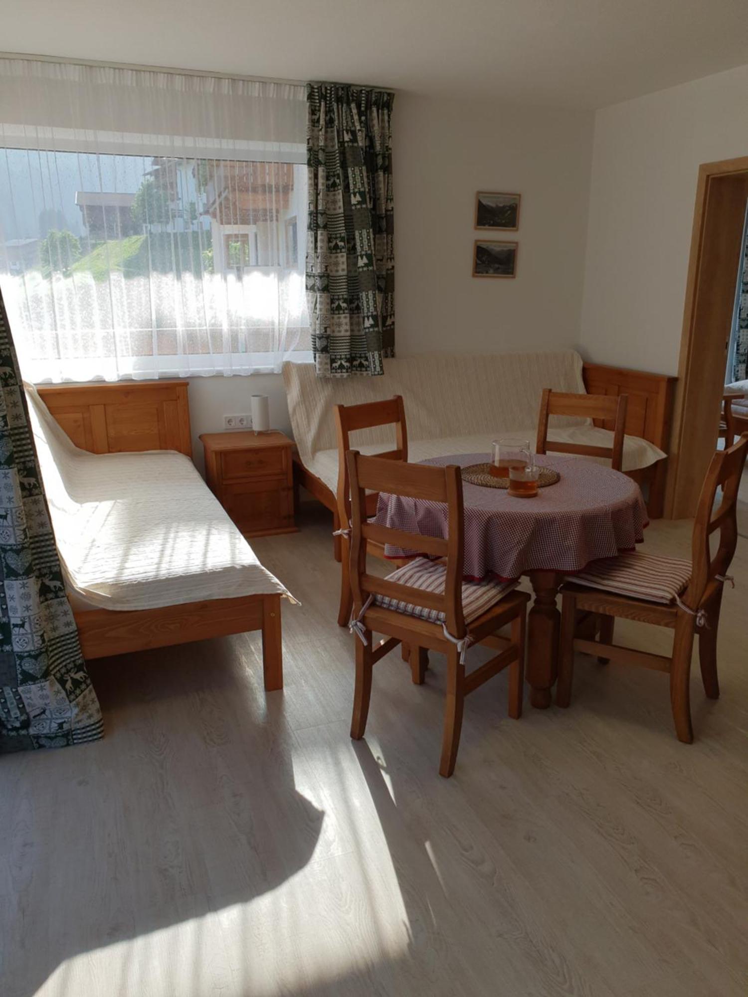 Amalia Haus Apartman Tux Szoba fotó